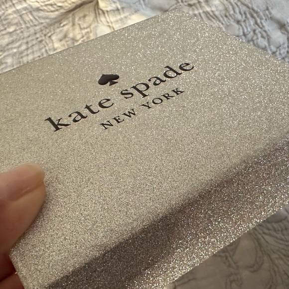 Kate Spade Small Wallet/Card Holder “New” with Box - Picture 12 of 13